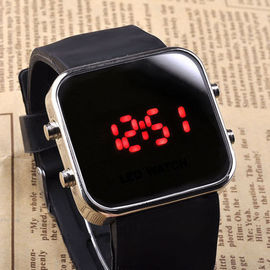 นาฬิกาสุภาพสตรีที่นิยมซิลิโคนสายรัดข้อมือนาฬิกาสีแดง Silicon LED Watch