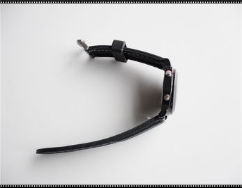 ส่วนบุคคลสีดำซิลิโคน LED Watch ด้วยผ้านุ่มซิลิโคนสายคล้องคอ