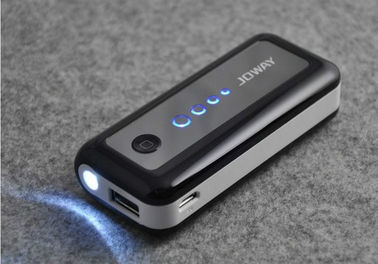 บาง Ultra ชาร์จอย่างรวดเร็วน้ำหอม 4400mAh Samsung พลังงานธนาคารสำหรับโทรศัพท์มือถือ