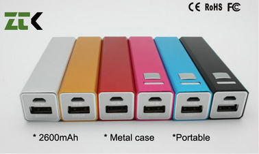 2600mAh สากลลิปสติก Mini Power ธนาคารสำหรับโทรศัพท์มือถือ / iPod