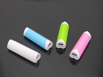 รูปหัวใจลิปสติก USB Power ธนาคารแบบพกพาสำหรับ iPhone / iPod, ที่มีสีสัน