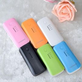 เดินทางมืออาชีพ 4400mAh USB Power ธนาคารแบบพกพาสำหรับโทรศัพท์มือถือ, iPad