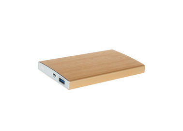 ขนาดกะทัดรัดท่องเที่ยวยูนิเวอร์แซธนาคารไฟฟ้าแบบพกพา 6000mAh สำหรับบ้าน Ipad