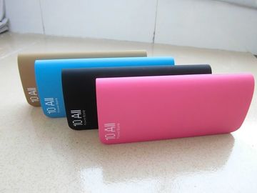 8800mAh ชาร์จไฟได้รวดเร็ว Wallet Li-ion พลังงานธนาคาร 5V ด้วยไฟฉาย LED
