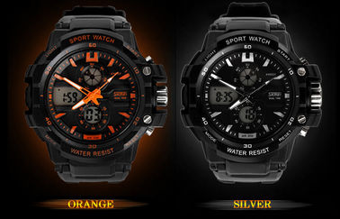 OEM ผู้ชายคู่โซนเวลาอนาล็อกนาฬิกาข้อมือดิจิตอลด้วยกระดิ่งรายชั่วโมง