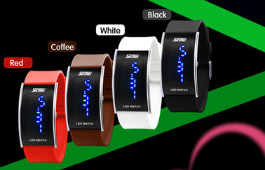 Unisex LED ดิจิตอลนาฬิกาข้อมือกันน้ำลึกนาฬิกาอิเล็กทรอนิกส์