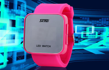 Wommens สีชมพูนาฬิกาดิจิตอลกรณี ABS LED นาฬิกาข้อมือ 1 เครื่อง ATM น้ำทน