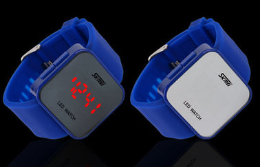 Wommens สีชมพูนาฬิกาดิจิตอลกรณี ABS LED นาฬิกาข้อมือ 1 เครื่อง ATM น้ำทน