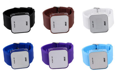 Wommens สีชมพูนาฬิกาดิจิตอลกรณี ABS LED นาฬิกาข้อมือ 1 เครื่อง ATM น้ำทน