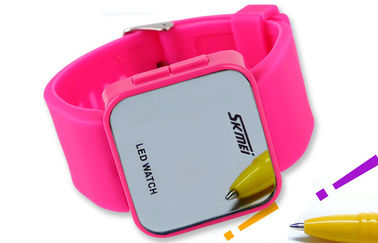Wommens สีชมพูนาฬิกาดิจิตอลกรณี ABS LED นาฬิกาข้อมือ 1 เครื่อง ATM น้ำทน
