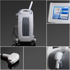 ไดโอด 808nm เครื่องเลเซอร์กำจัดขน 2000W เลเซอร์ไดโอดเครื่องกำจัดขน