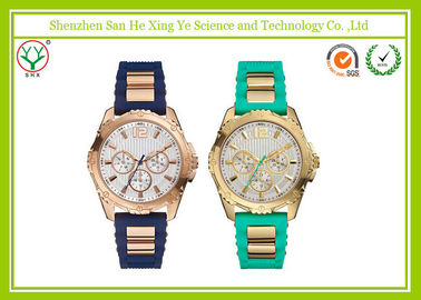Unisex น่ารักซิลิโคนสายรัดข้อมือนาฬิกาสปอร์ตลำลองนาฬิกาควอตซ์
